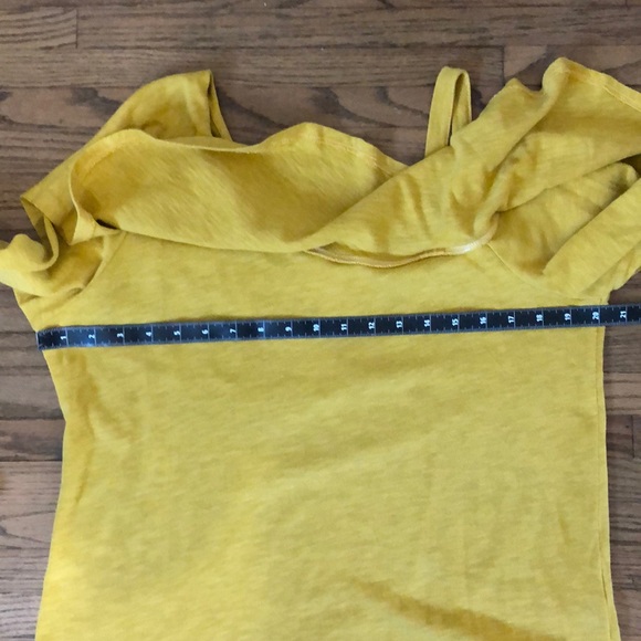 Anthropologie Asymmetrical Ruffle Top Size L - Picture 6 of 7